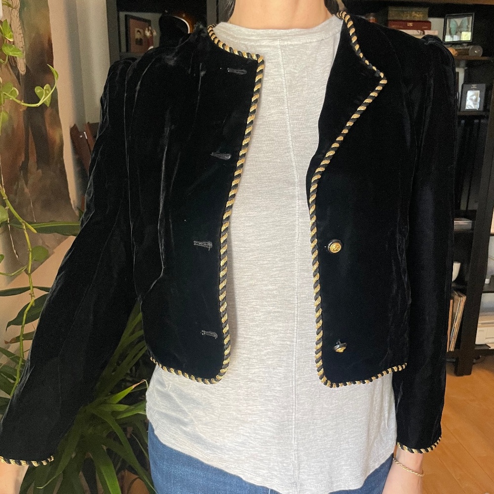 SOO YUNG LEE Vintage 1980s Black Velvet Evening Jacket US size 10 Blazer